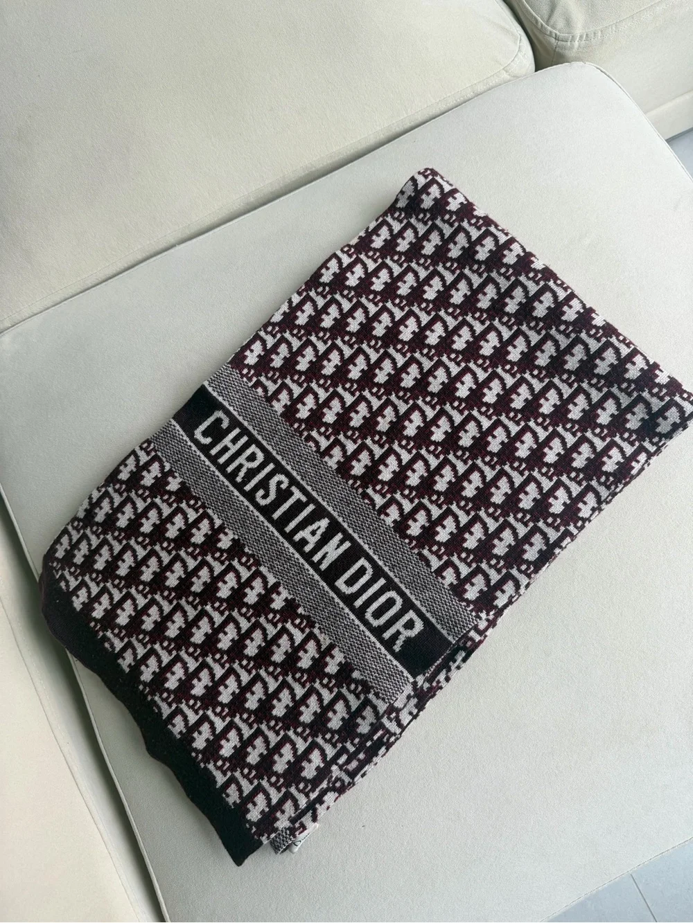 Dior Signature Cashmere Knit Scarf in Burgundy